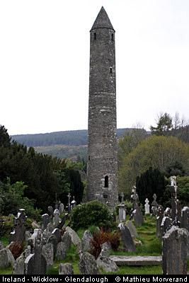 glendalough_roundtower04