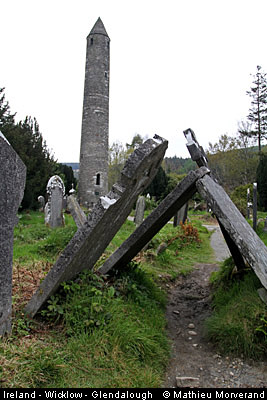 glendalough_roundtower05