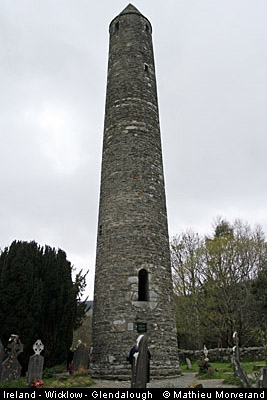 glendalough_roundtower07