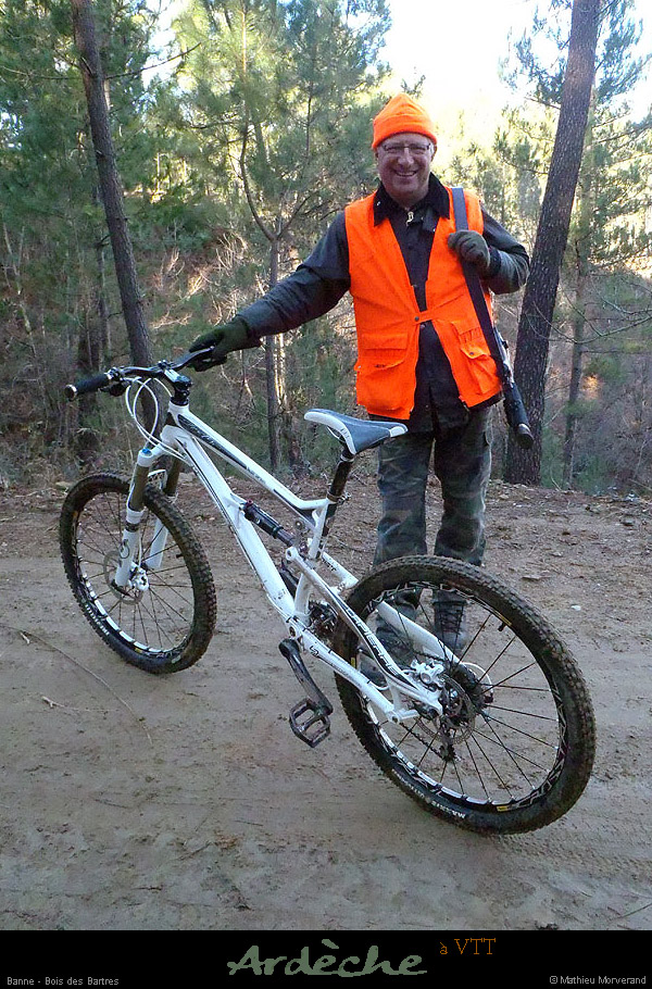 20130106_vtt_banne_boisdesbartres_chasseur