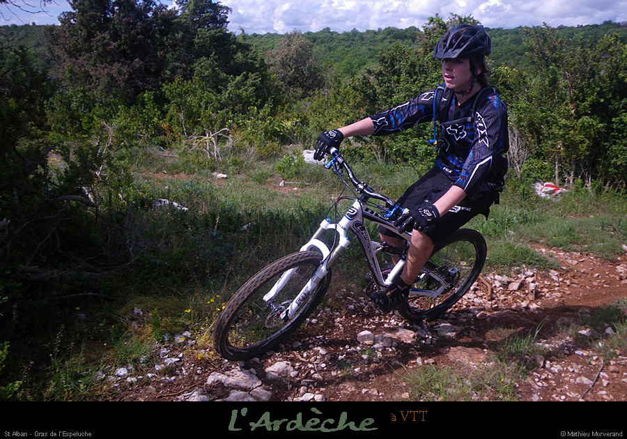 20110424_vtt_stalban_grasdelespeluche1