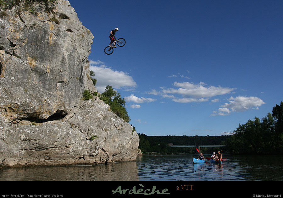 20090611_vallon_waterjump