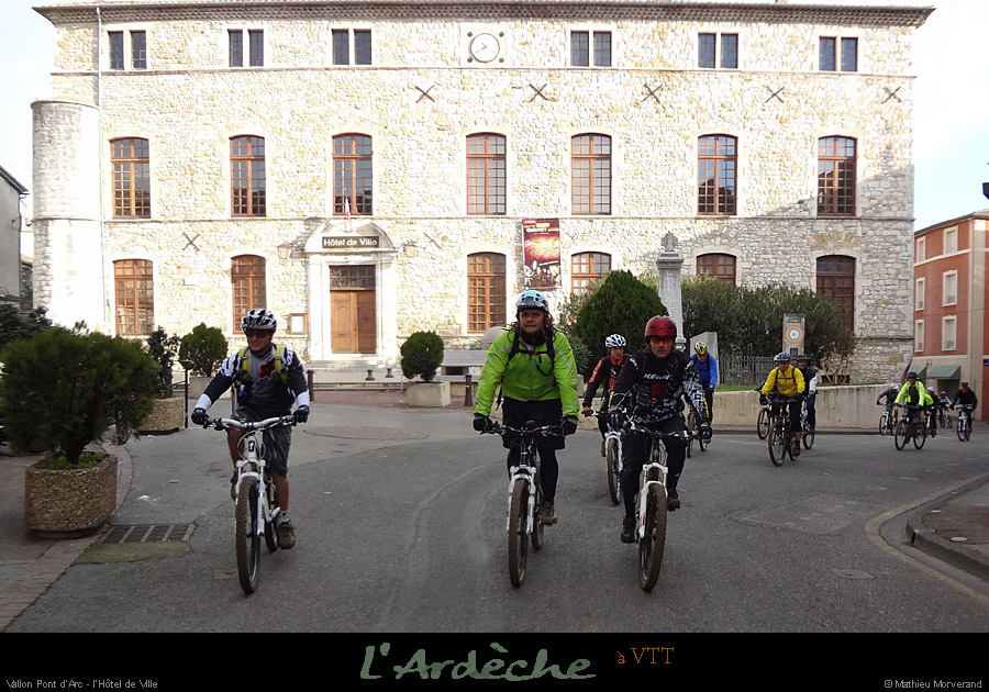 20111211_vtt_vallonpontdarc_village2