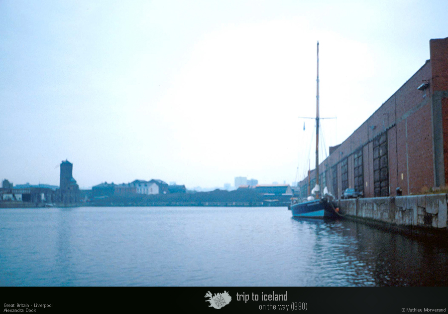 19900929_01_liverpool_docks
