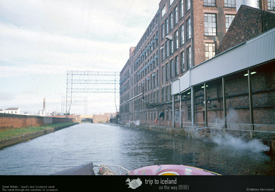 19901002_05_liverpool_canal