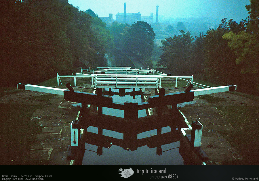 19901013_01_bingleyfiveriselocksup