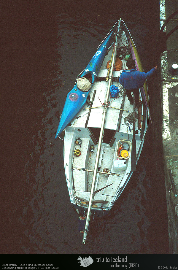 19901013_bingleyfiveriselocksar2in2