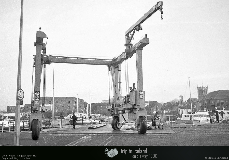 19901115_01_hullmarina_gruesurroues2