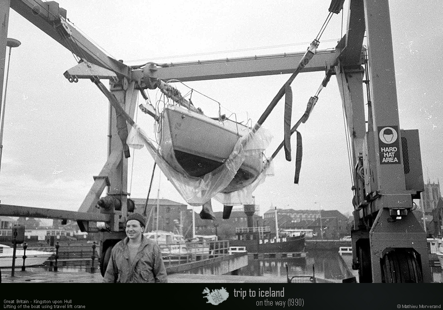 19901115_07_hullmarina_liftingar2_14